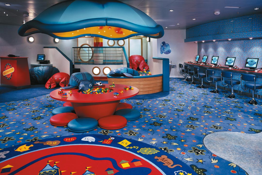 ENCHANTMENT OF THE SEAS CRUCEROS ROYAL CARIBBEAN CRUISES ROYAL CARIBBEAN INTERNATIONAL CREUERS CROCIERE BIDAIAK CRUCEROS CARIBE CARIBBEAN CRUISES CRUCEROS EN BARCO PEQUEÑO SMALL SHIP CRUISES #EnchantmentOfTheSeas #RoyaCaribbean #RCIcruises #Cruises #Cruceros #Creuers #Caribe #CrucerosCaribe #CaribbeanCruises #RoyalCaribbeanInternational #RoyalCaribbeanCruises 